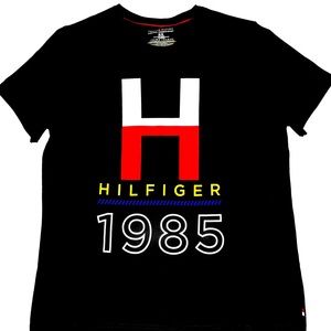 Tommy Hilfiger T-Shirt | Size: Medium |